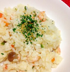 炊飯器にお任せ お手軽シーフードピラフ レシピ 作り方 By みさきらりんず 楽天レシピ